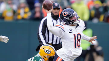 Chicago Bears quarterback Caleb Williams, en route to upsetting the Green Bay Packers in 2024.