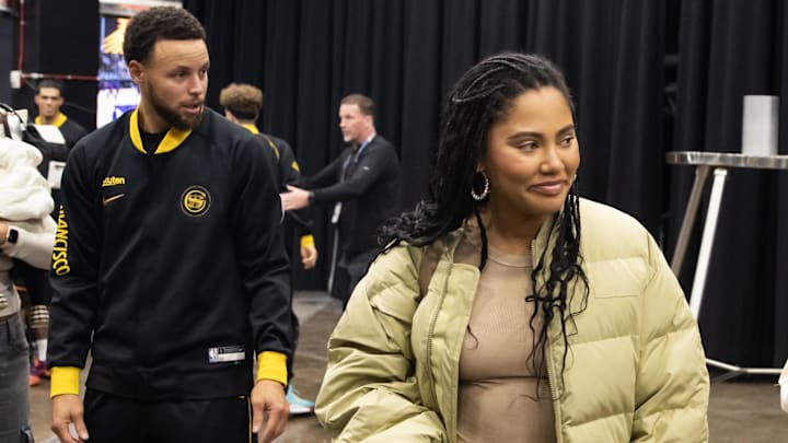 Golden State Warriors guard Stephen Curry (30) with wife Ayesha Curry prior to the game against the Phoenix Suns.