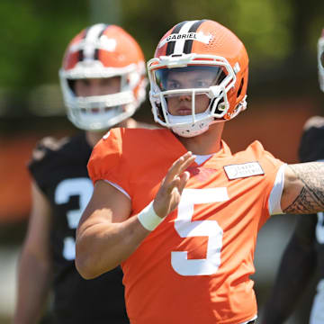 May 10, 2025; Berea, OH, USA; Cleveland Browns quarterback Dillon Gabriel (5) throws a pass during rookie minicamp at CrossCountry Mortgage Campus. Mandatory Credit: Ken Blaze-Imagn Images