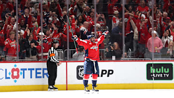 Chicago Blackhawks v Washington Capitals