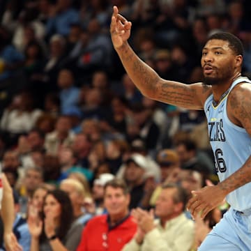 Smart is now headed to his third team.