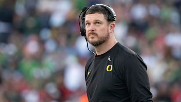 Oregon head coach Dan Lanning looks to the clock towards the end of the first half as the Oregon Ducks face the Ohio State Bu