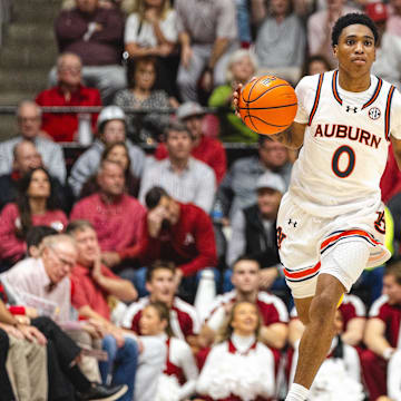 Auburn is a big favorite against Arkansas on Wednesday night.