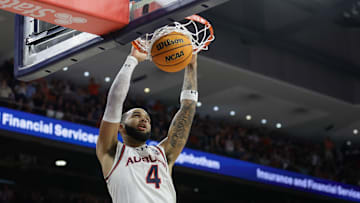Alabama v Auburn