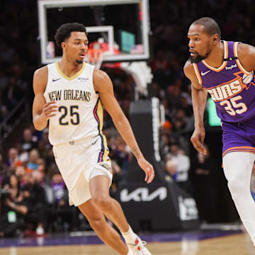 Phoenix Suns forward Kevin Durant drives to the basket against the New Orleans Pelicans.