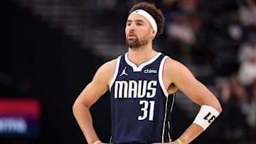 Dallas Mavericks guard Klay Thompson (31) looks on during the first half against the Los Angeles Clippers at Intuit Dome.