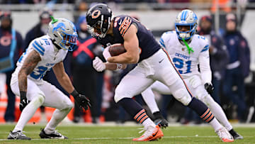 Cole Kmet's position in the Bears offense affords Ben Johnson a situation like he has never had in the past.