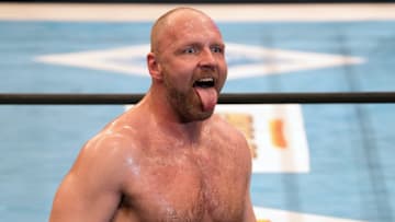 New Japan Pro-Wrestling - Wrestling DONTAKU