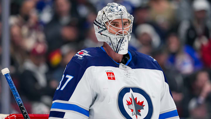 Winnipeg Jets v Vancouver Canucks