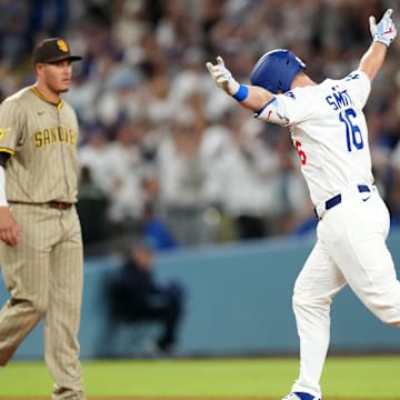 The Dodgers are home favorites to the Padres on Thursday night.