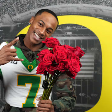 Dec 30, 2024; Los Angeles, CA, USA; Oregon Ducks wide receiver Evan Stewart (7) poses during Rose Bowl media day at Sheraton Grand LA. 