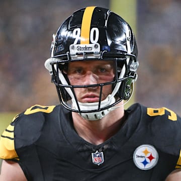 Oct 28, 2024; Pittsburgh, Pennsylvania, USA; Pittsburgh Steelers linebacker T.J. Watt (90)gets ready to take the field against the New York Giants during the first quarter at Acrisure Stadium. Mandatory Credit: Barry Reeger-Imagn Images